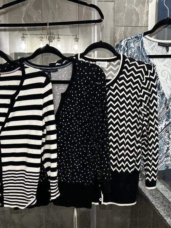 WHBM Cardigan Bundle Lot of 4 – Black White Classics Chevron Stripe Polka Paisle - Picture 2 of 15